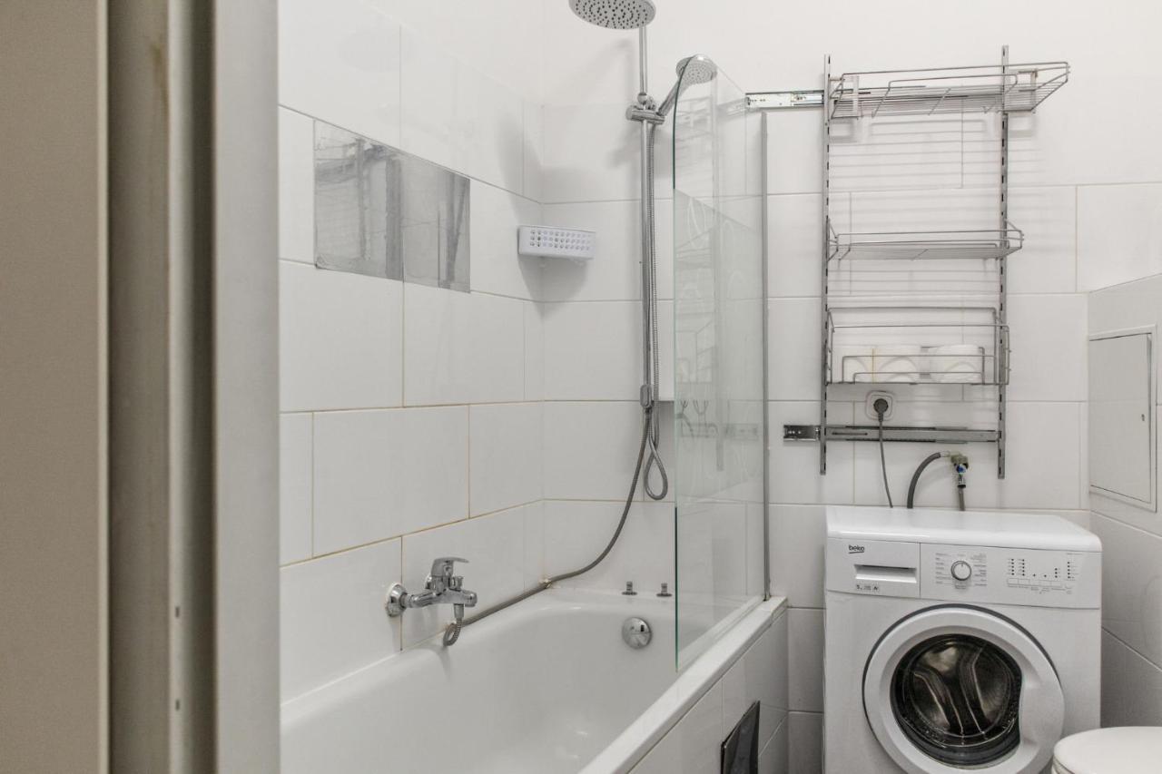 Joyful 2Br Shared Apt Near Millenium Tower & Danube River Wiedeń Zewnętrze zdjęcie