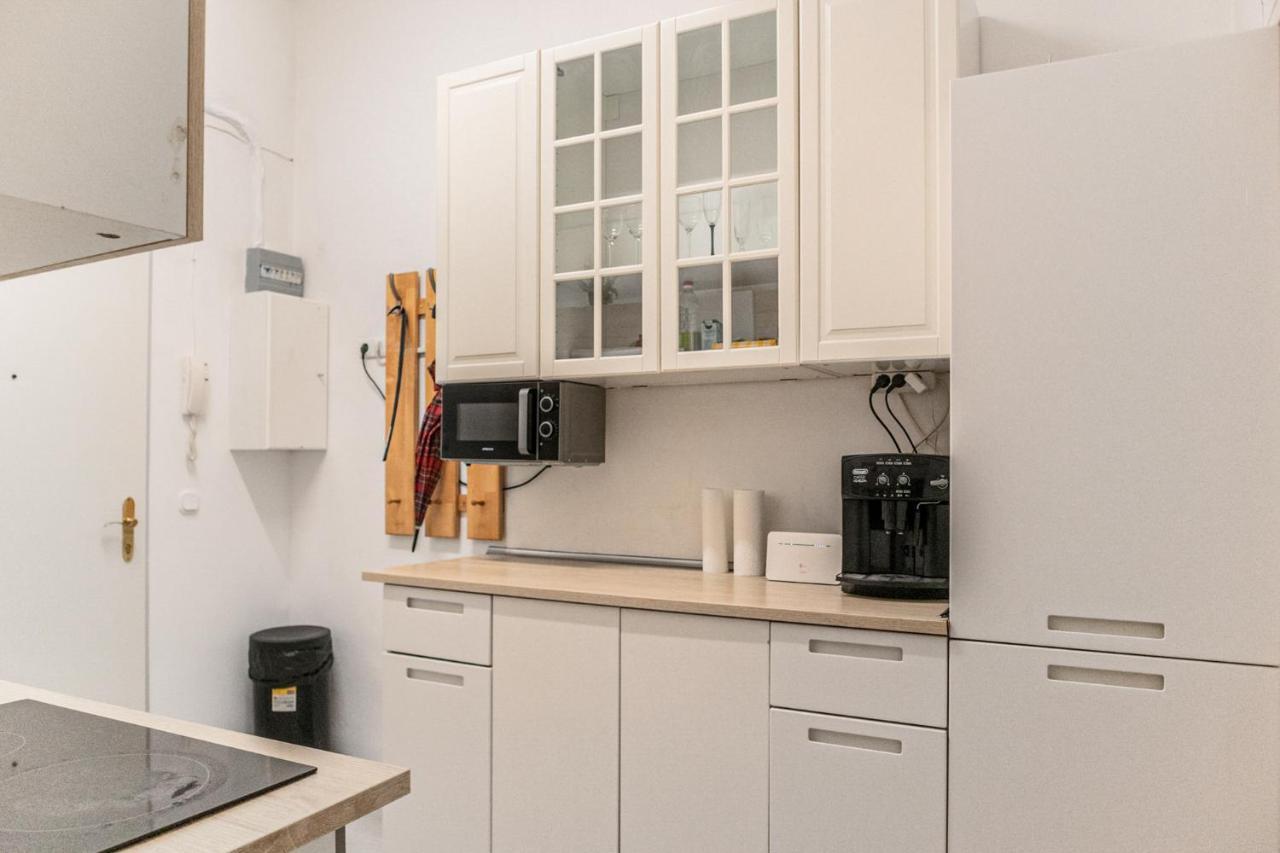 Joyful 2Br Shared Apt Near Millenium Tower & Danube River Wiedeń Zewnętrze zdjęcie