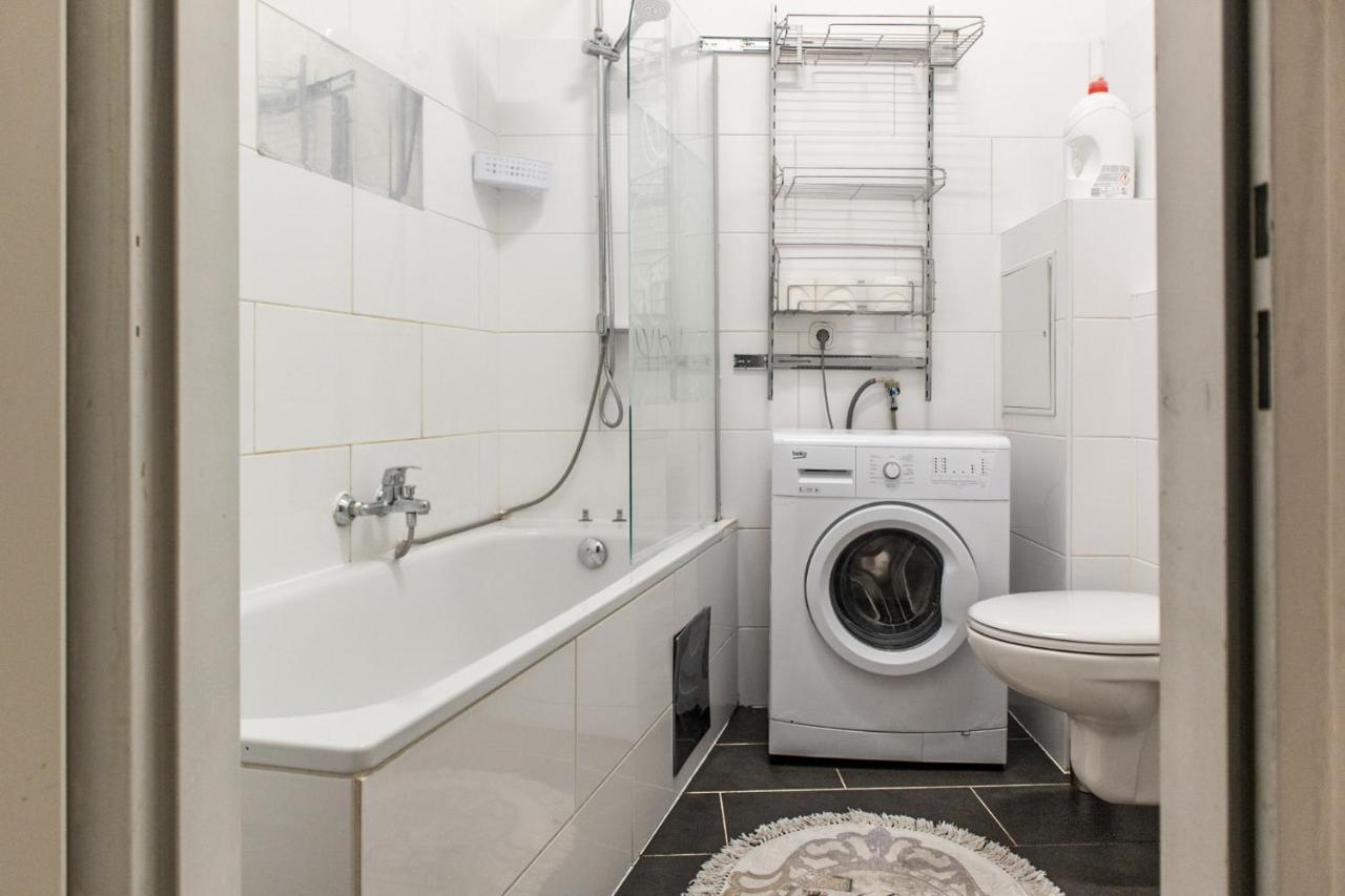 Joyful 2Br Shared Apt Near Millenium Tower & Danube River Wiedeń Zewnętrze zdjęcie